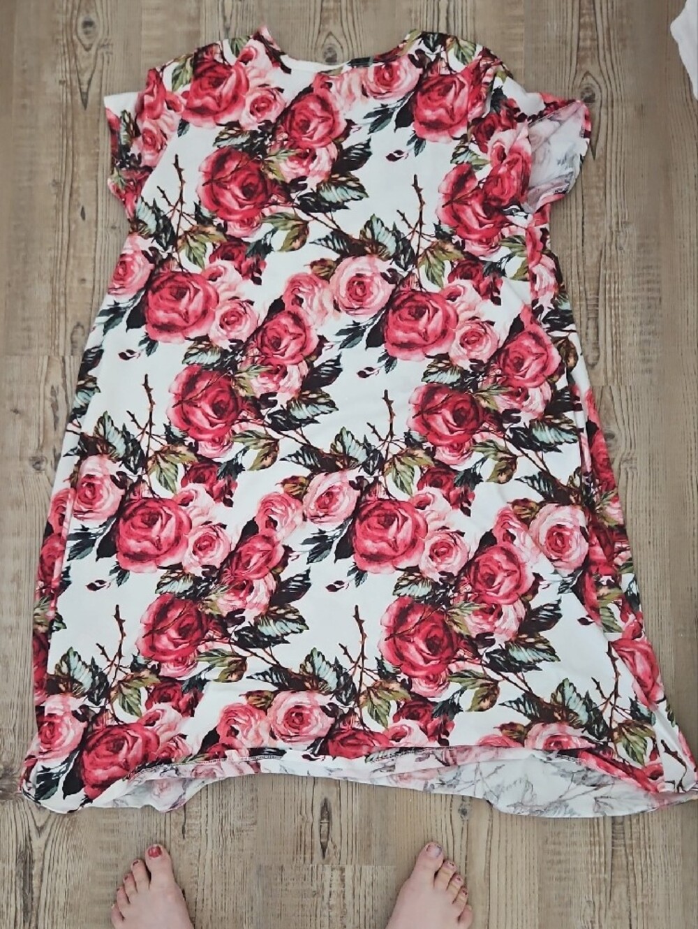 LuLaRoe Plus Size  Jessie Swing Dress White Dress with Pink Rose Motif - Picture 4 of 5
